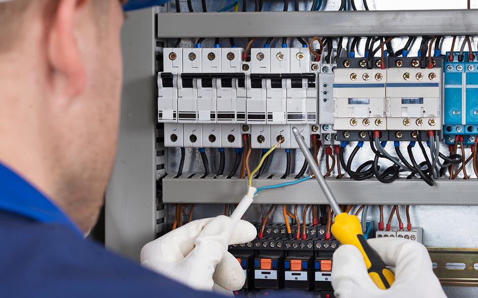  électricien Fosses